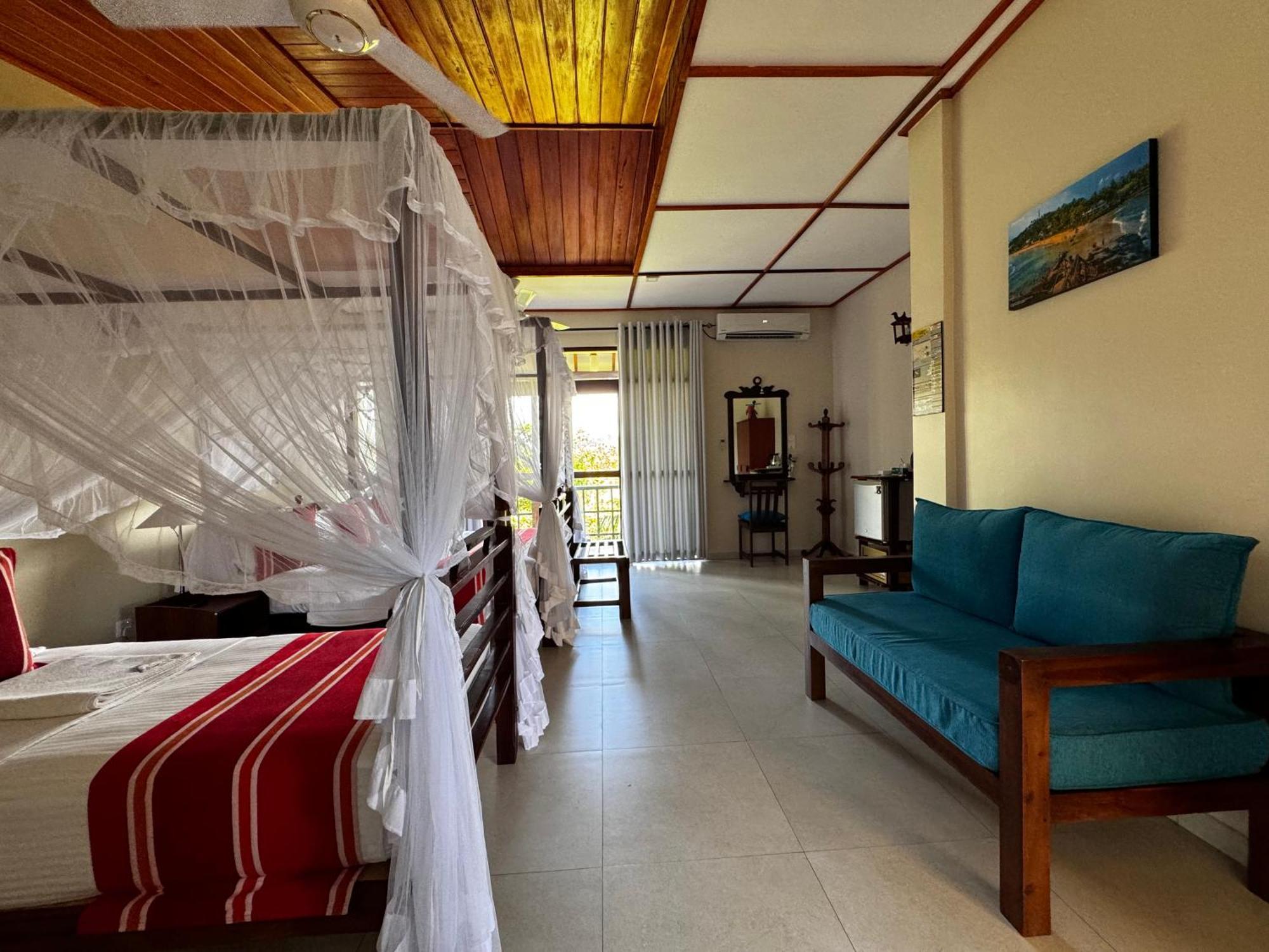 Peacock Villa Mirissa Luaran gambar