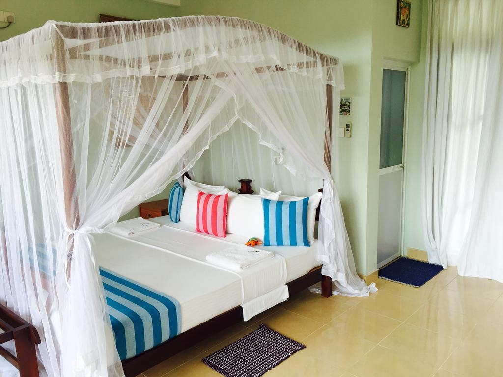 Peacock Villa Mirissa Luaran gambar