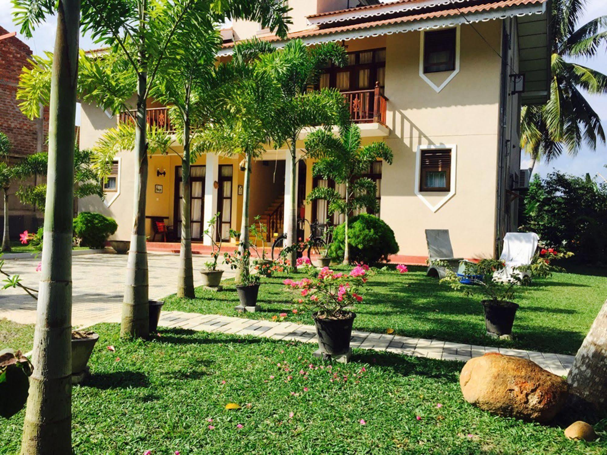 Peacock Villa Mirissa Luaran gambar