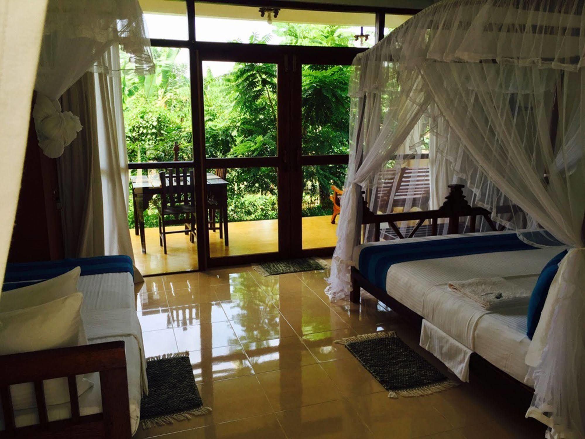 Peacock Villa Mirissa Luaran gambar