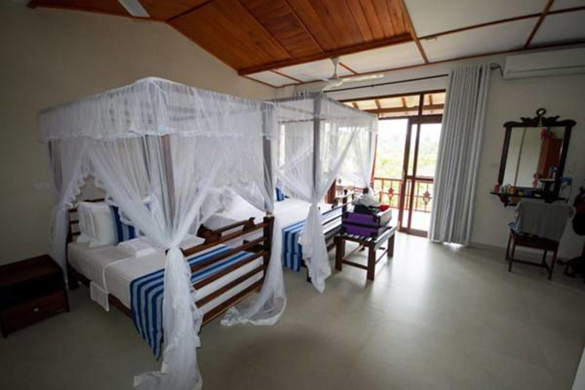 Peacock Villa Mirissa Luaran gambar